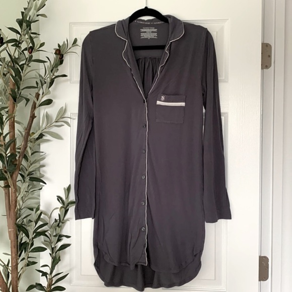 Victorias Secret Button Down Nightgown (B63)